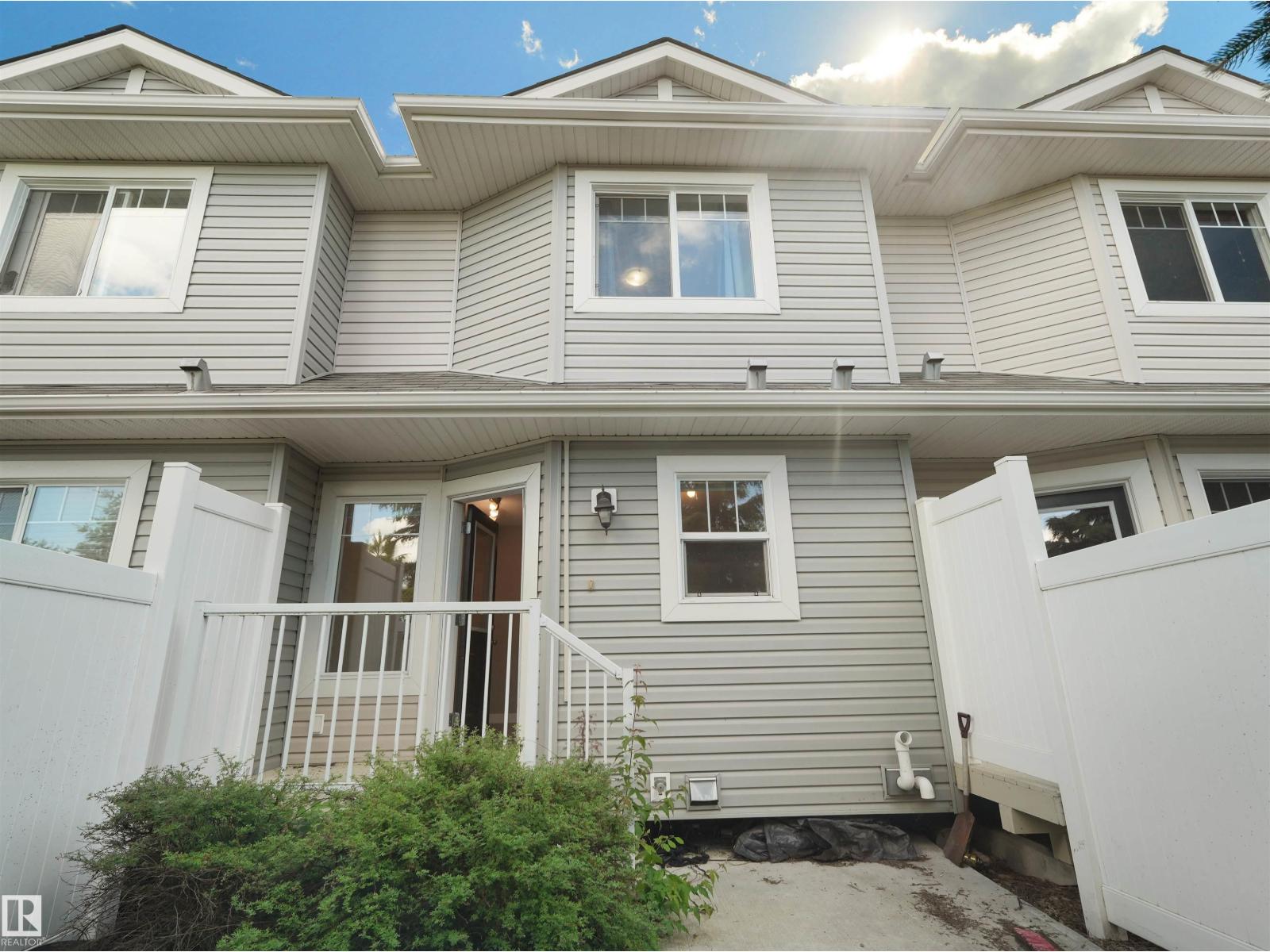 #17 6032 38 AV NW - 31