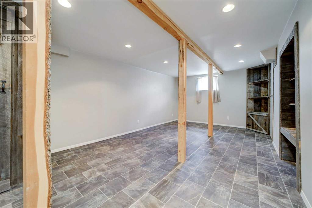 1124 James Avenue - 31