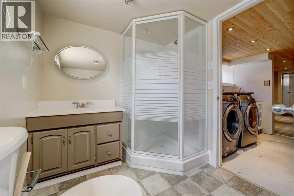1124 James Avenue - 30
