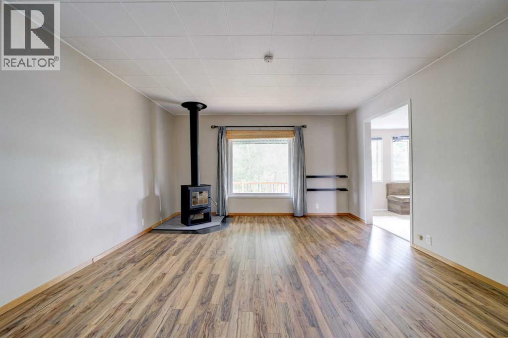 1124 James Avenue - 10