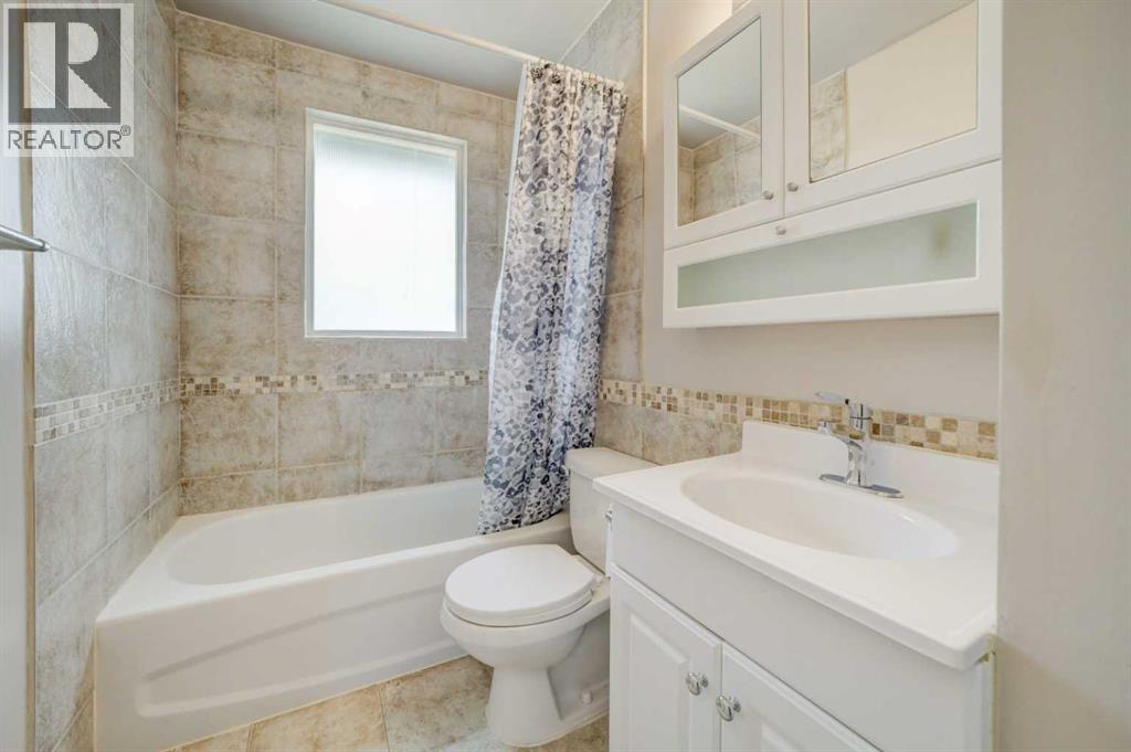 1124 James Avenue - 12
