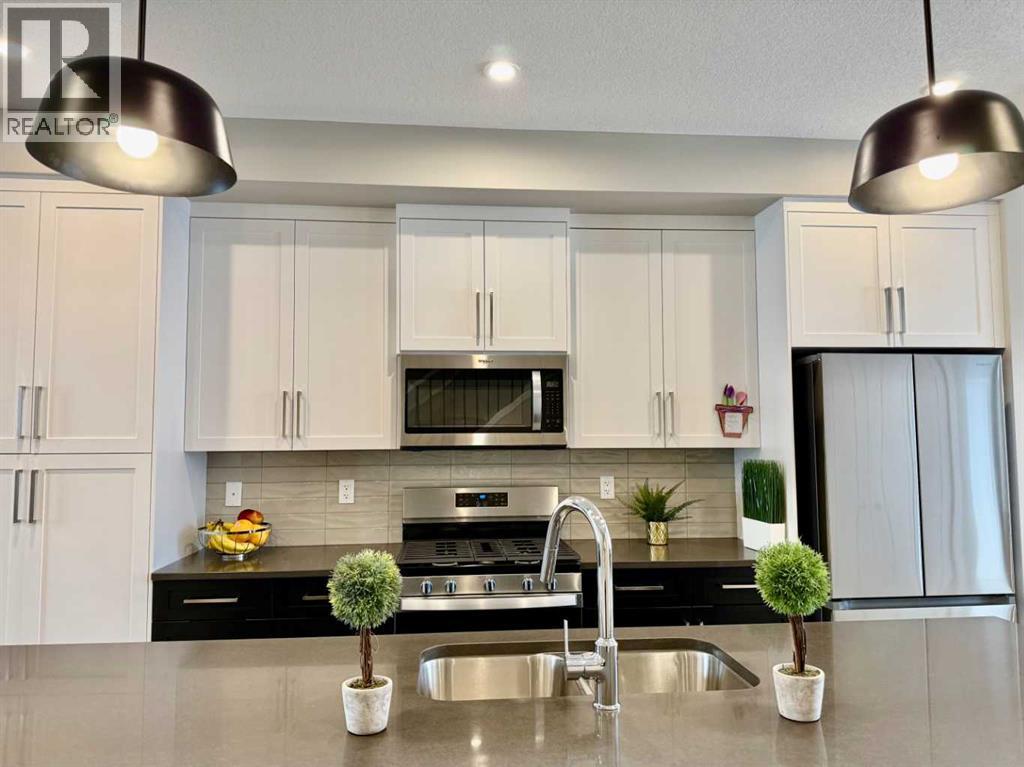 399 Sora Boulevard SE - 19