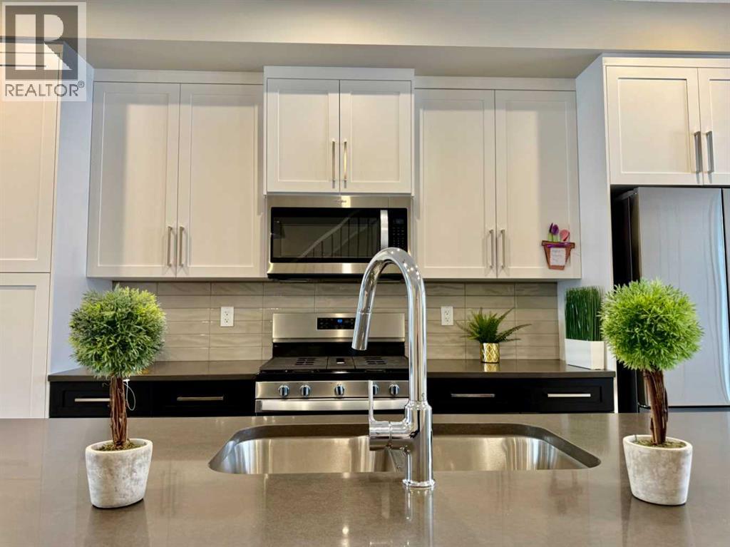 399 Sora Boulevard SE - 2