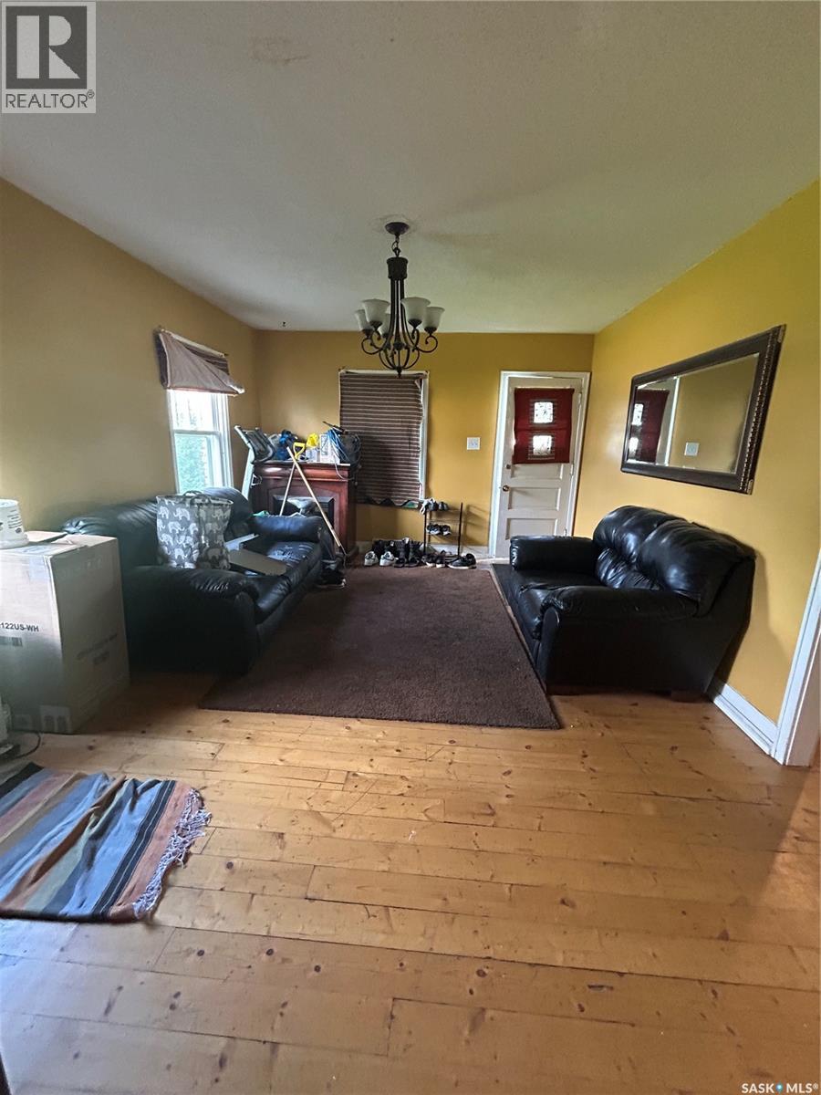 #1501 3rd STREET - 16