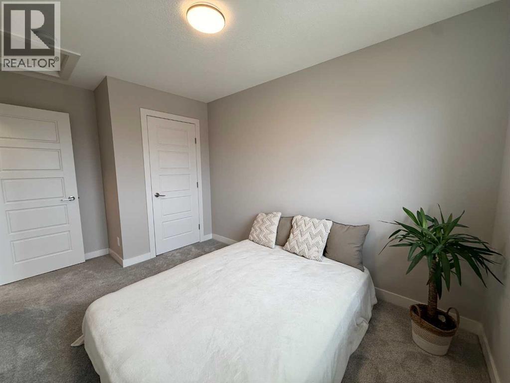 399 Sora Boulevard SE - 35