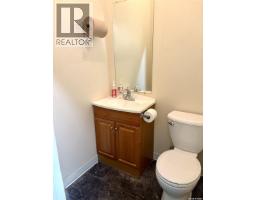 148 3rd Avenue E, Melville, SK S0A2P0 Photo 8