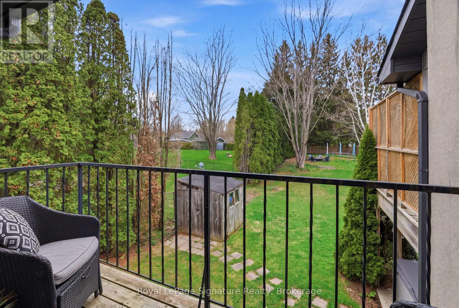98 MOORE CRESCENT - 14