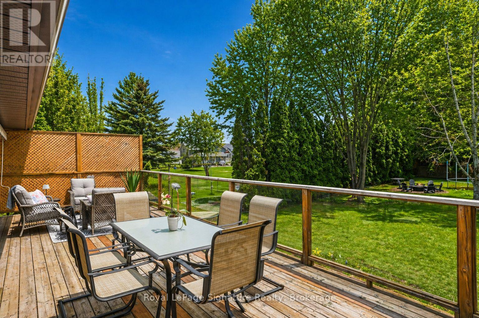 98 MOORE CRESCENT - 26