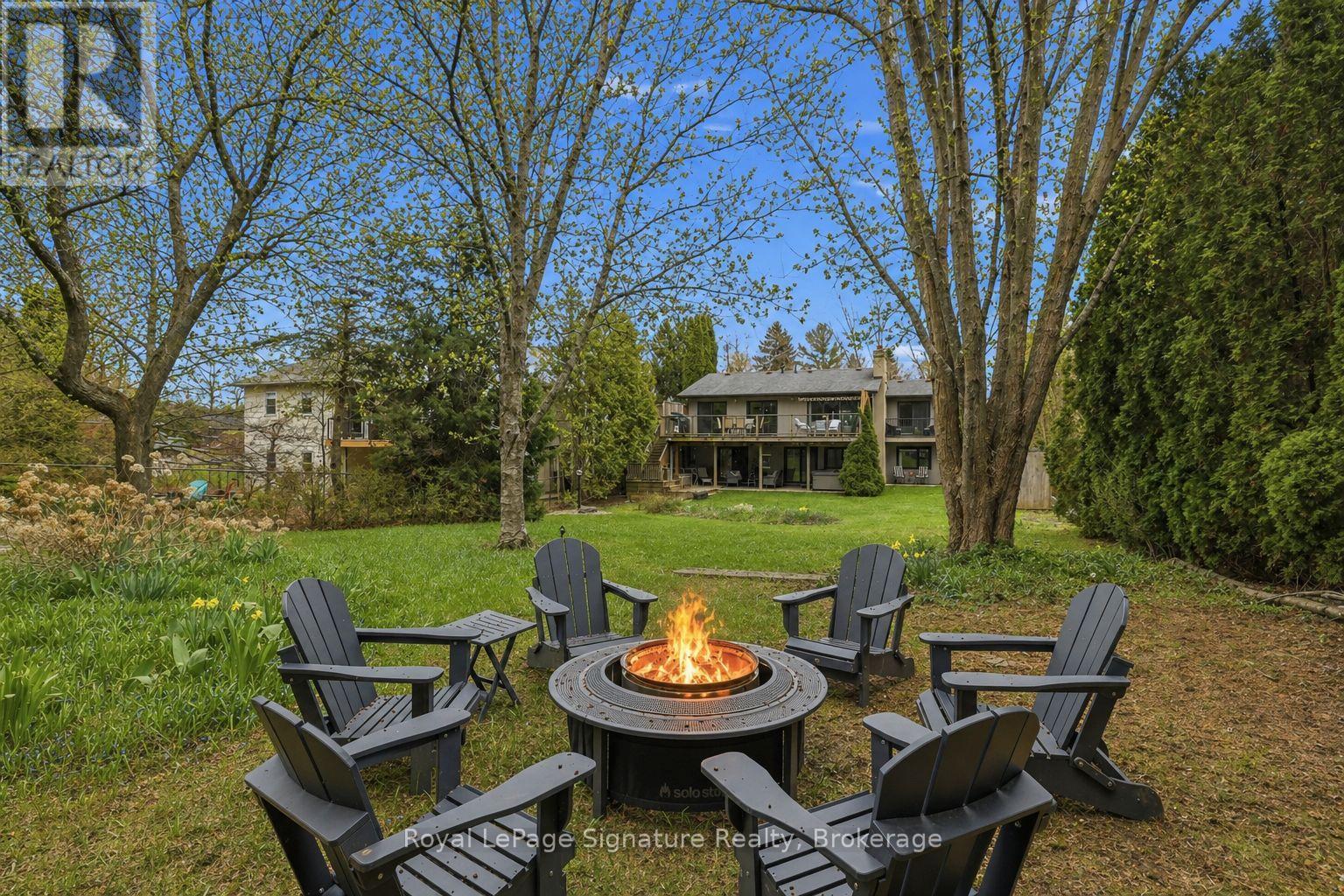 98 MOORE CRESCENT - 28