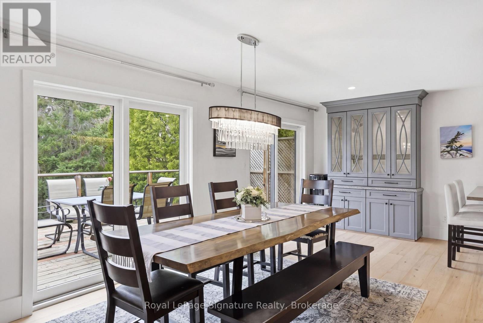 98 MOORE CRESCENT - 8