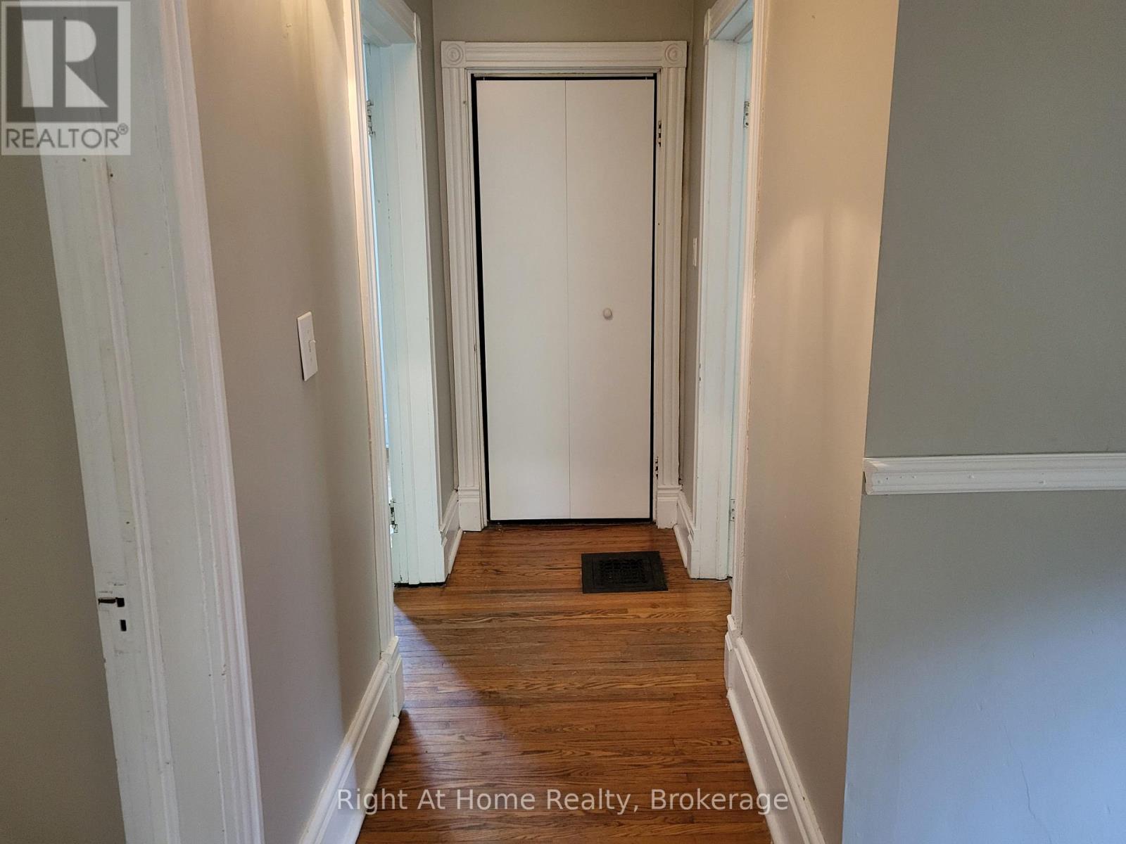 12 MERCER STREET - 14