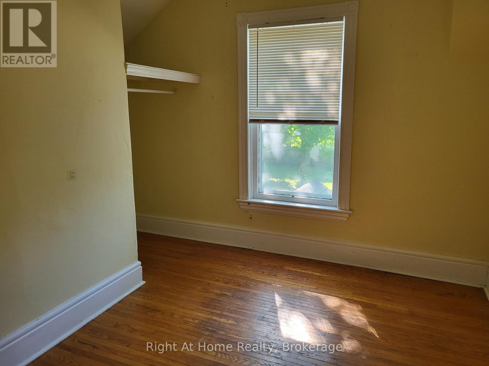 12 MERCER STREET - 22