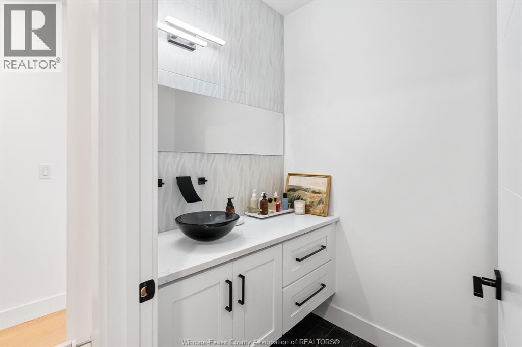 155 Grandview AVENUE - 23