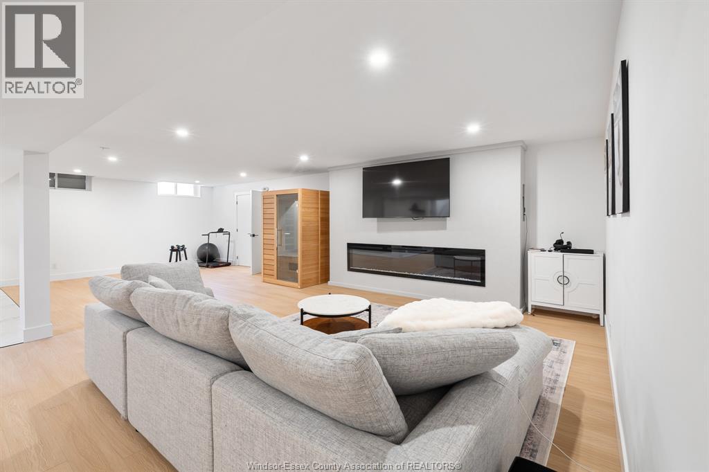 155 Grandview AVENUE - 35