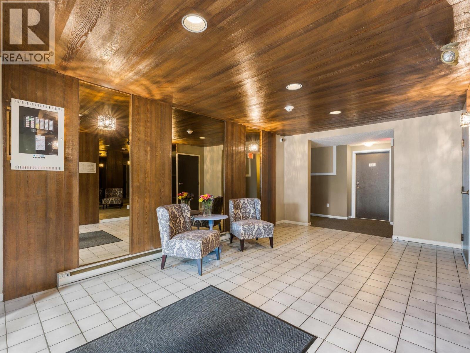 #106 1565 Noble Court - 19