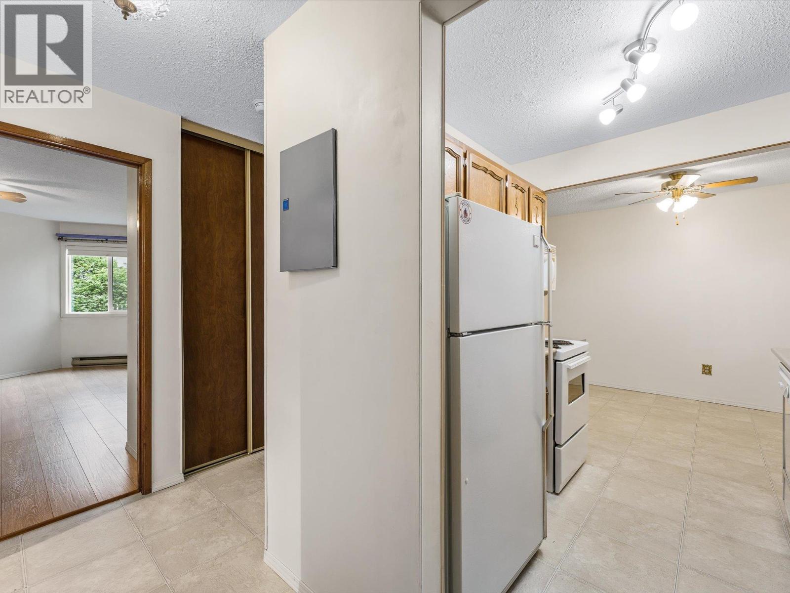 #106 1565 Noble Court - 8