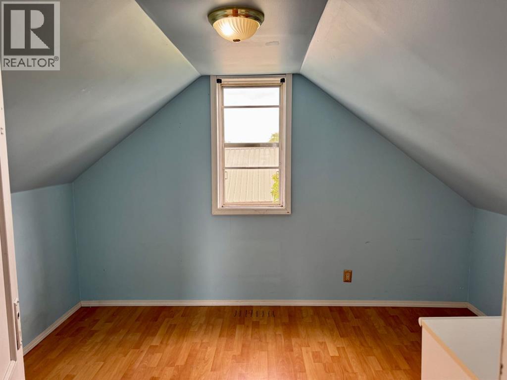 11205 103 Avenue - 23