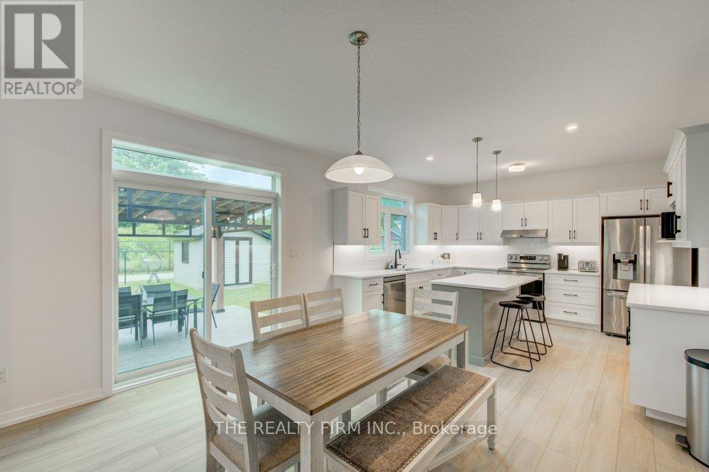 36 WHITE TAIL PATH - 13