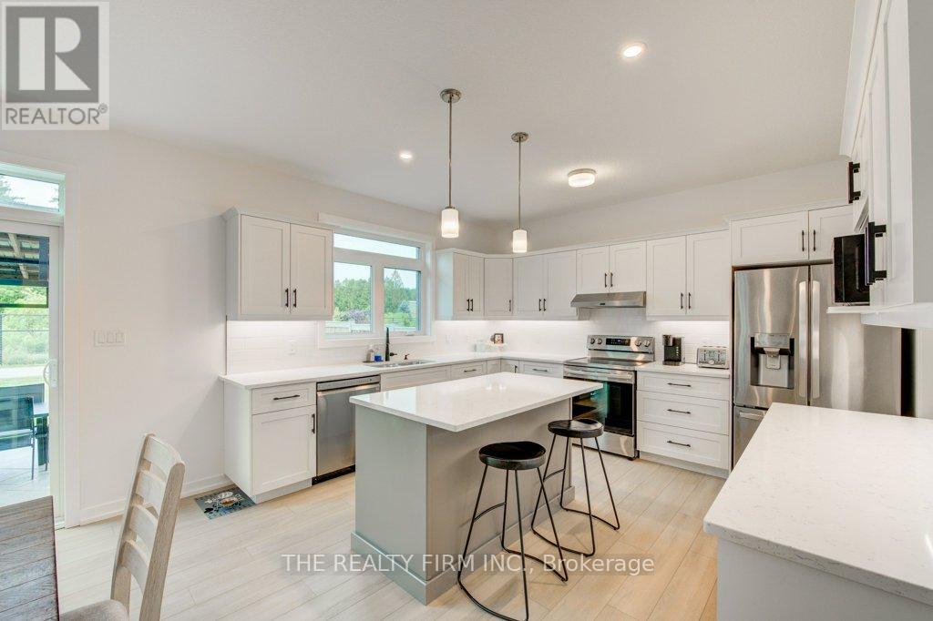 36 WHITE TAIL PATH - 16