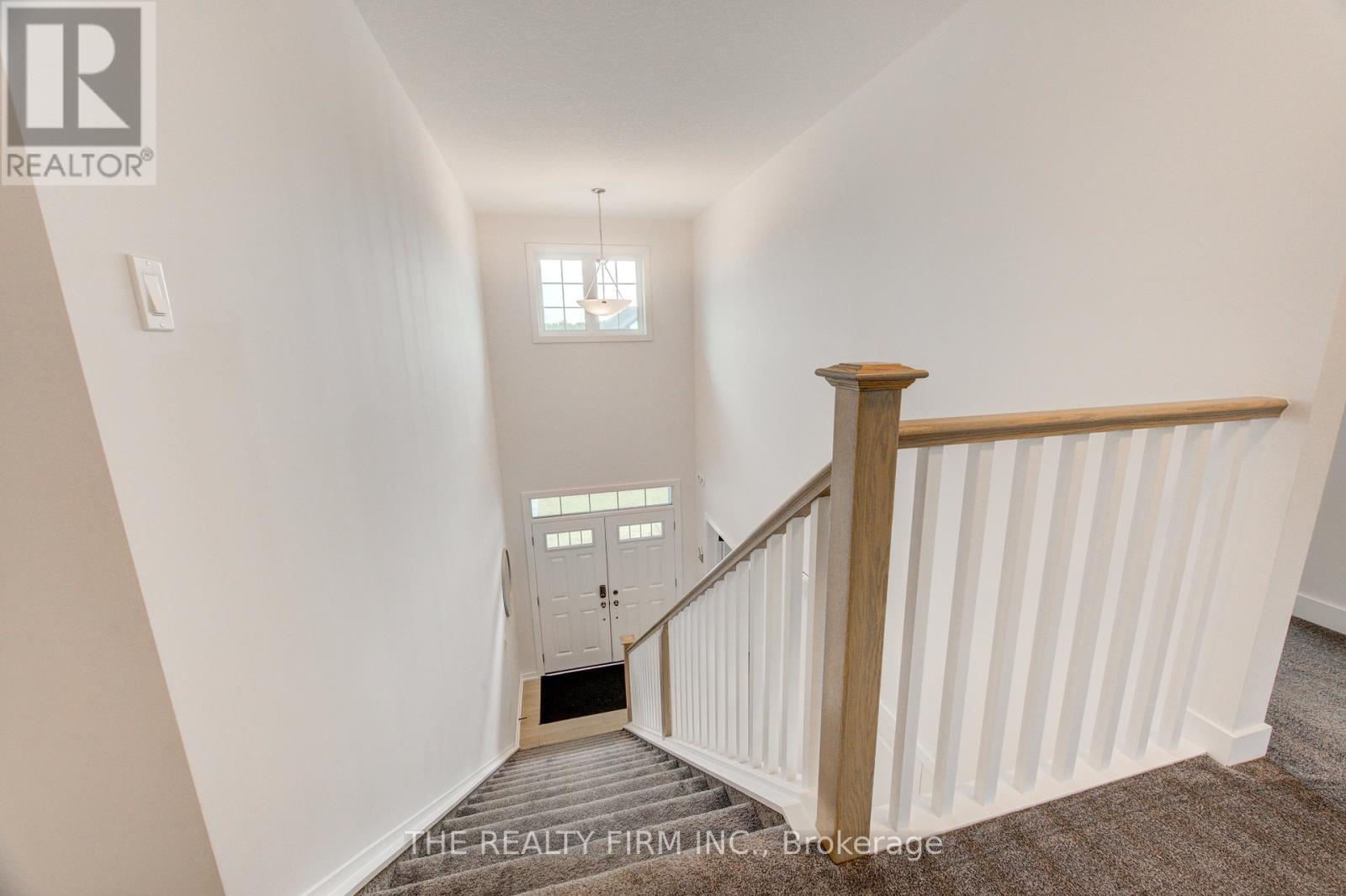 36 WHITE TAIL PATH - 21