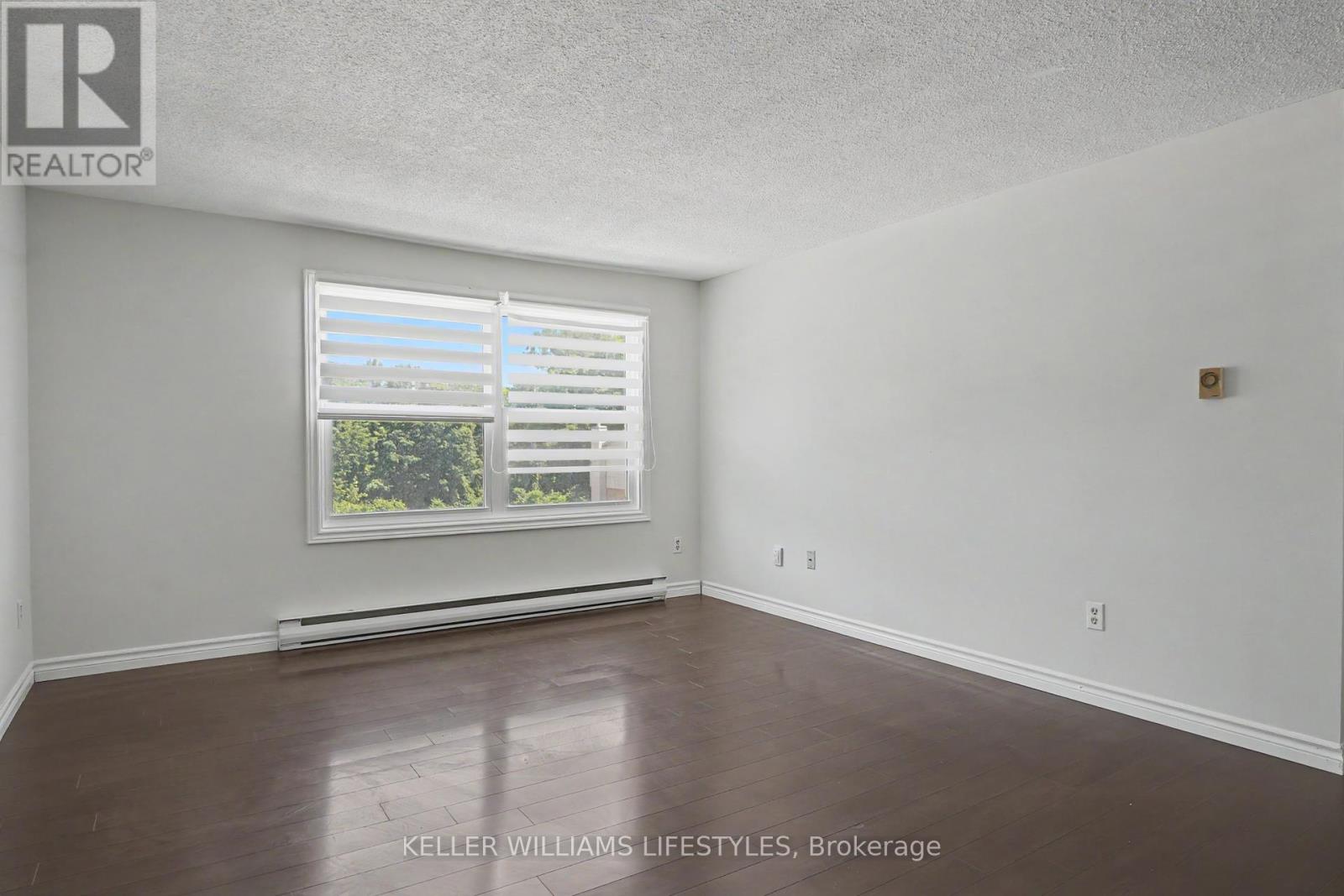 #20 760 BERKSHIRE DRIVE - 19