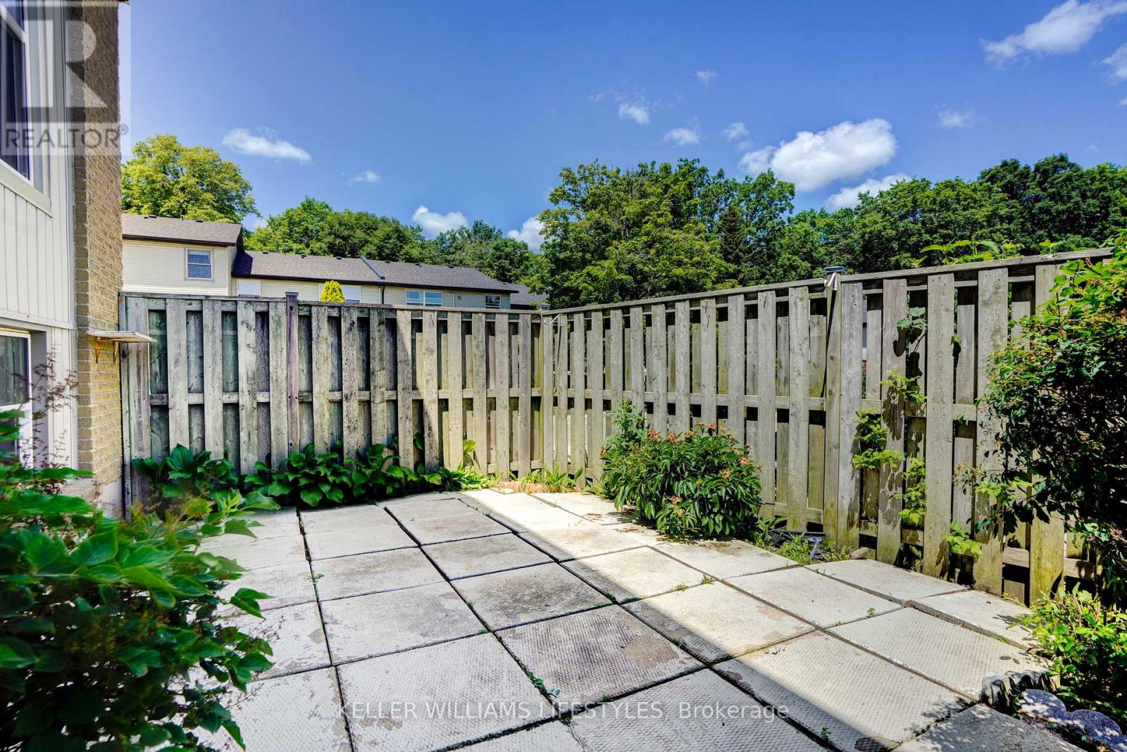 #20 760 BERKSHIRE DRIVE - 33