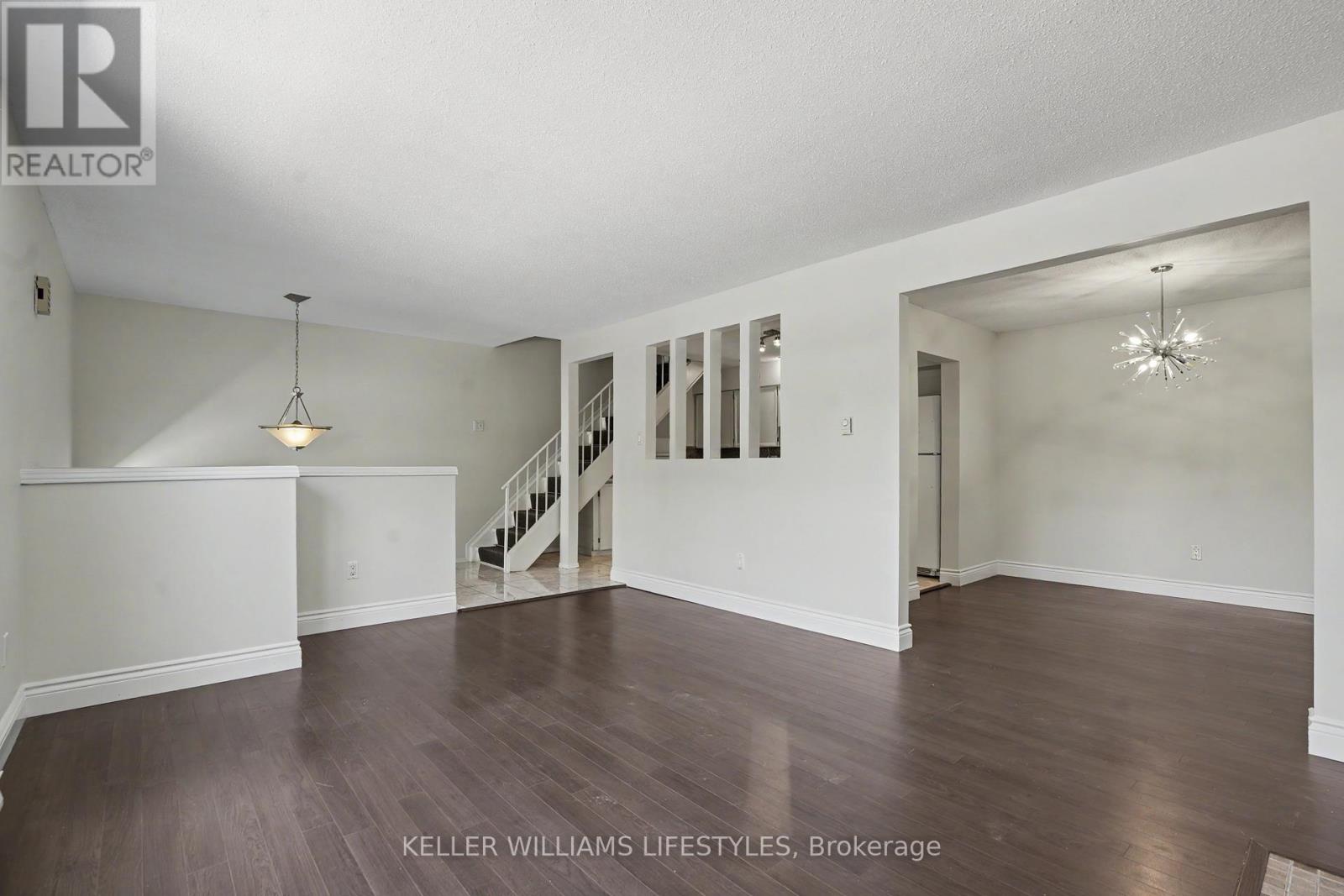 #20 760 BERKSHIRE DRIVE - 34