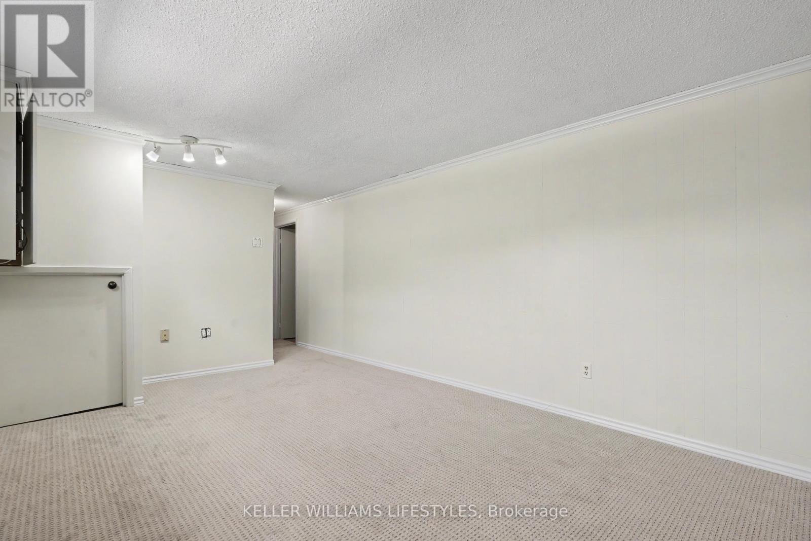 #20 760 BERKSHIRE DRIVE - 42