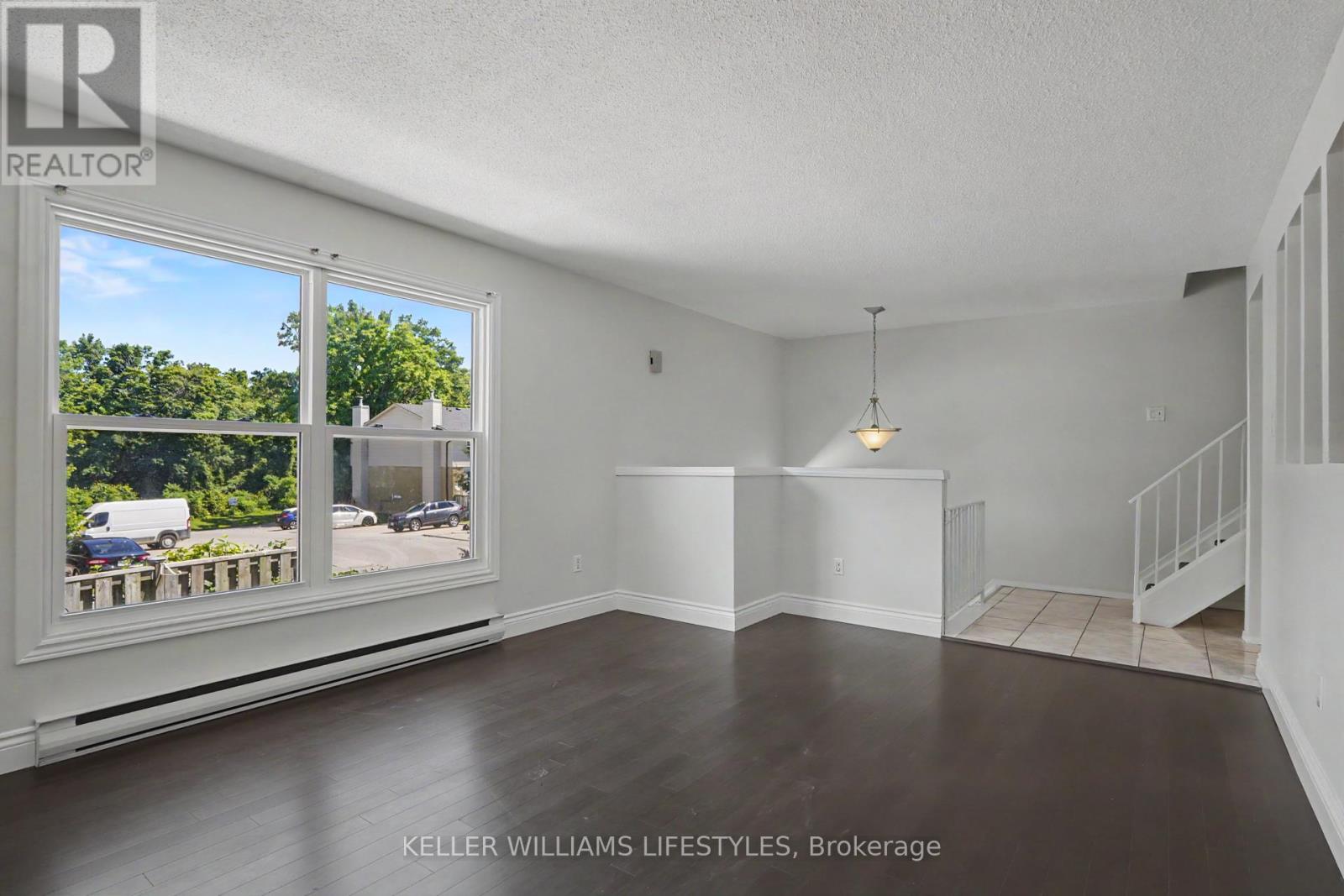 #20 760 BERKSHIRE DRIVE - 9