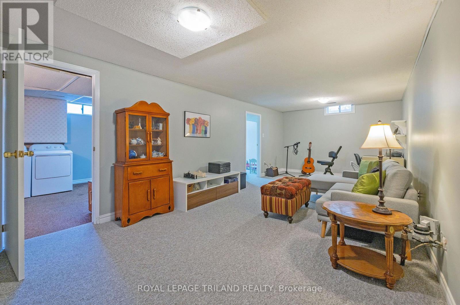 1402 HASTINGS DRIVE - 25