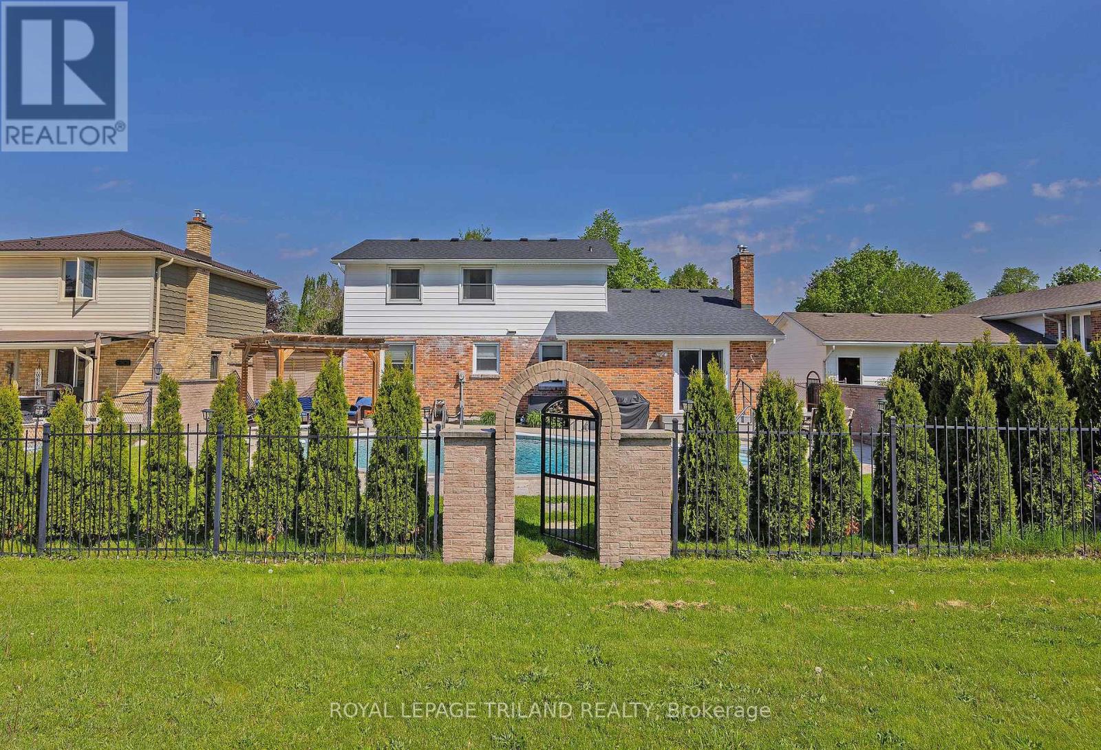 1402 HASTINGS DRIVE - 42