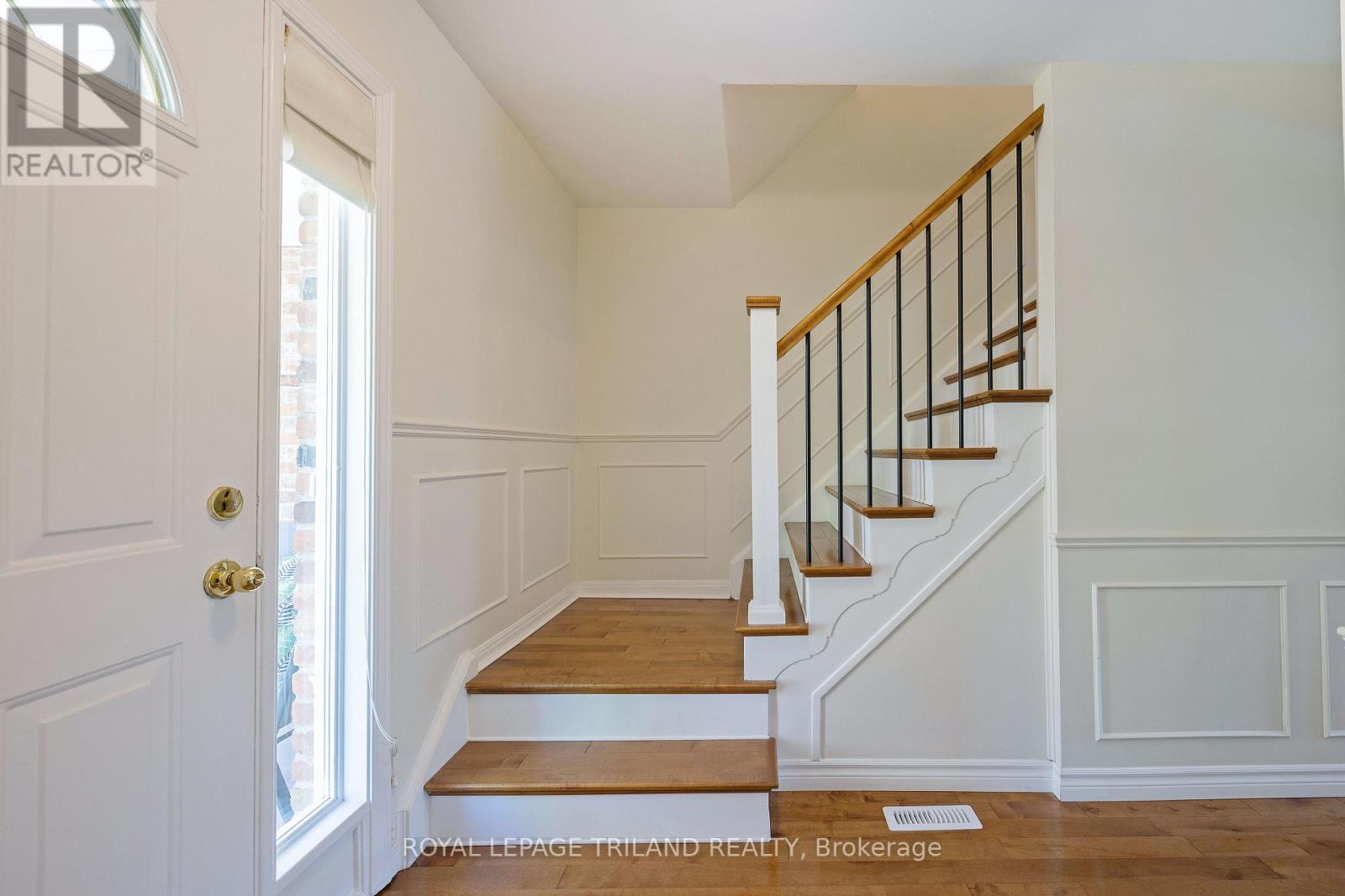 1402 HASTINGS DRIVE - 5