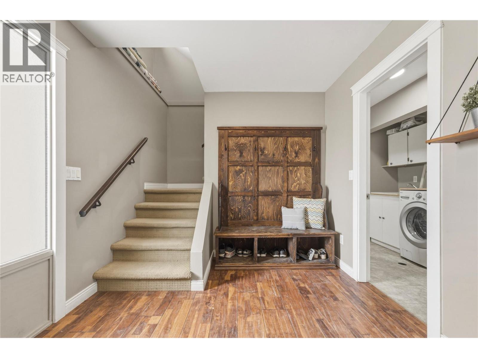 6512 Blue Jay Road, Vernon