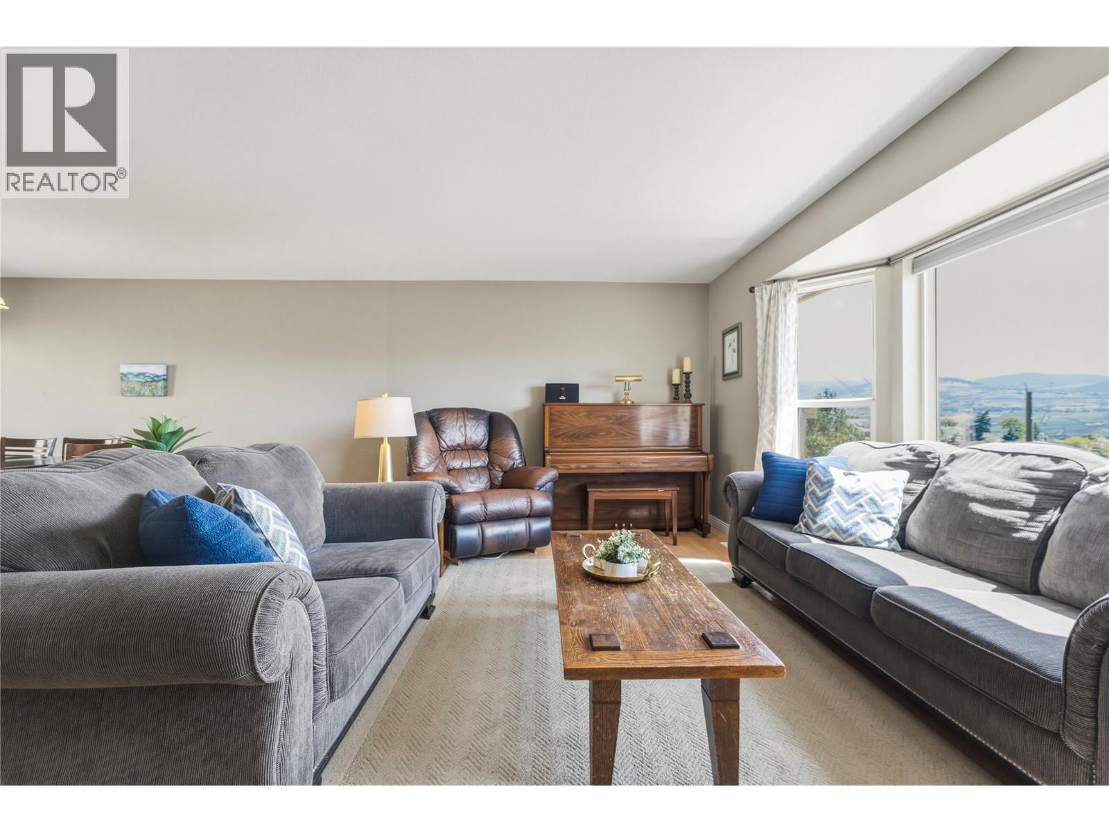 6512 Blue Jay Road, Vernon