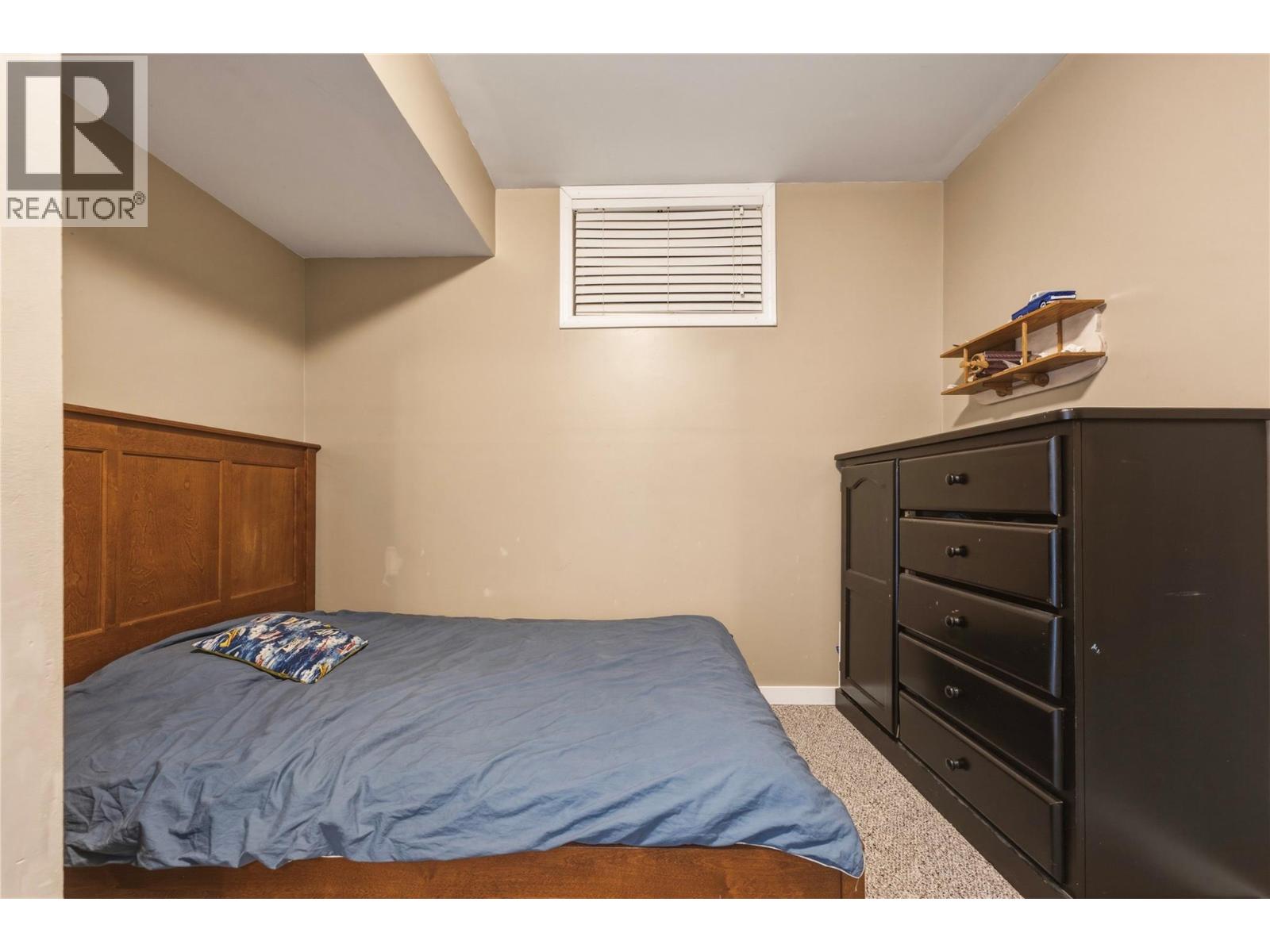 6512 Blue Jay Road, Vernon