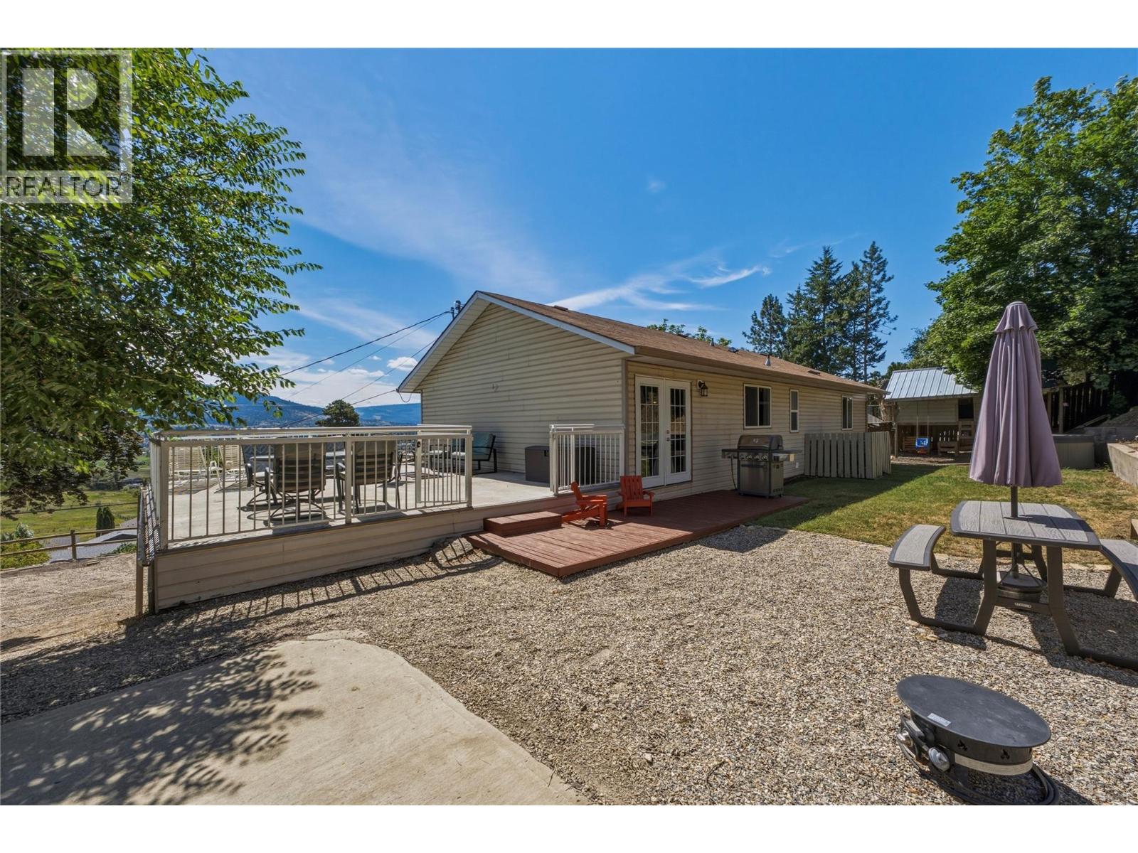 6512 Blue Jay Road, Vernon