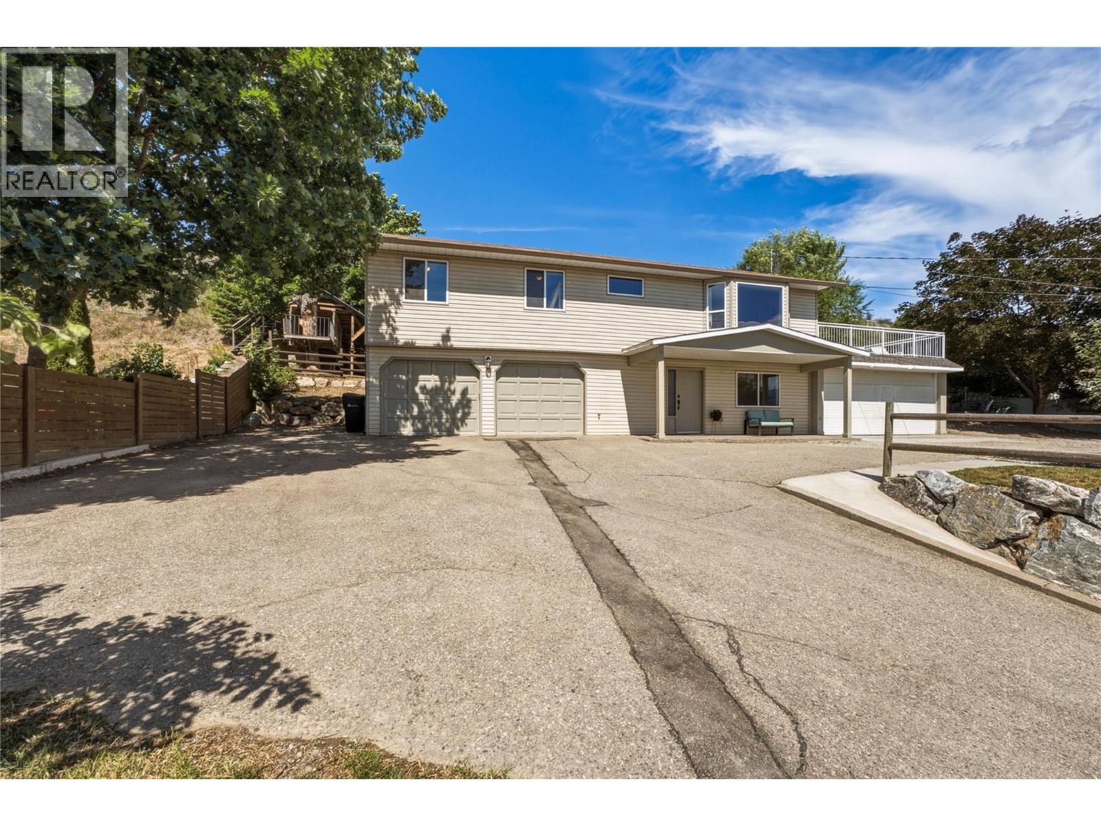 6512 Blue Jay Road, Vernon