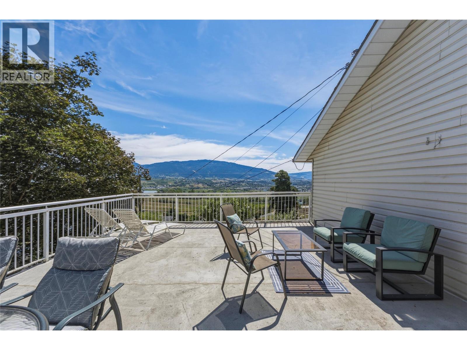 6512 Blue Jay Road, Vernon
