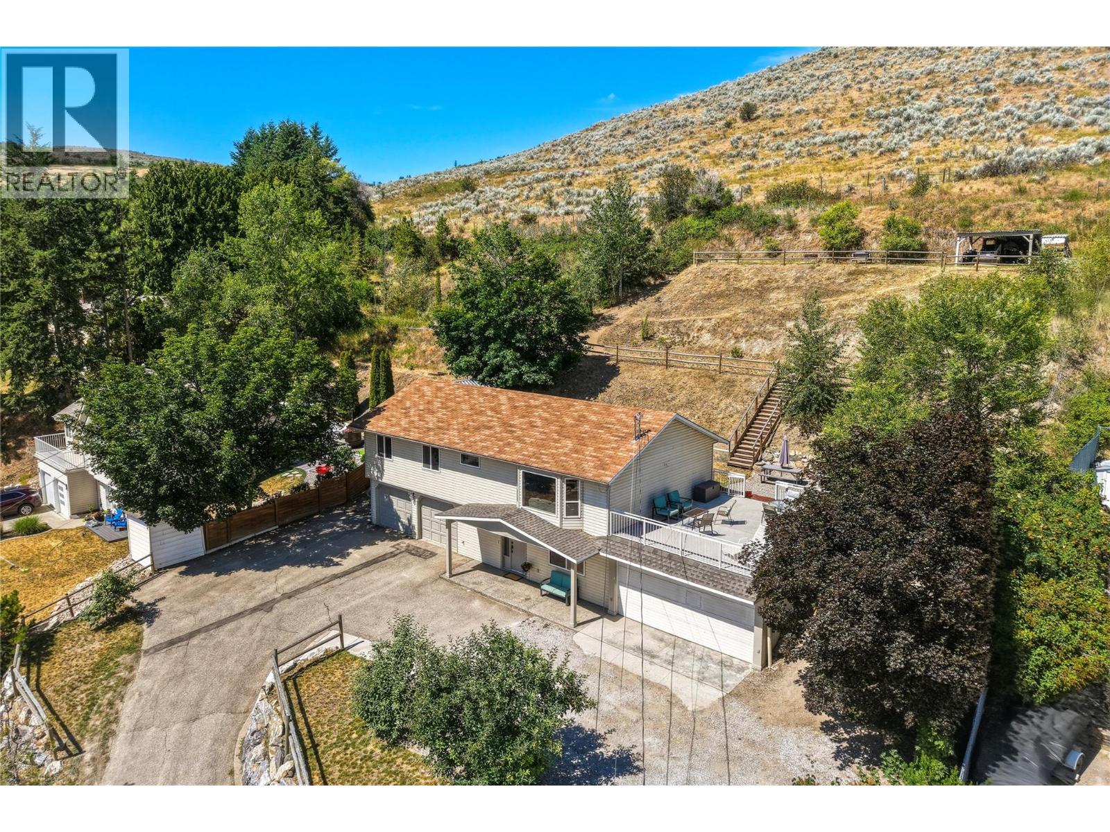 6512 Blue Jay Road, Vernon
