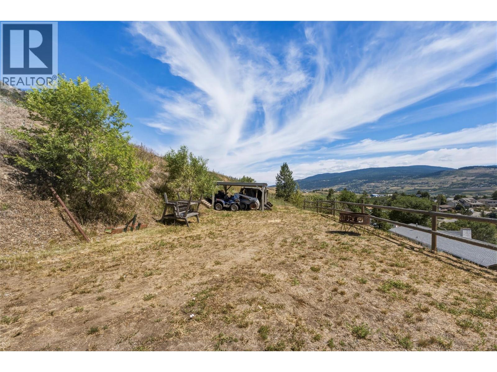 6512 Blue Jay Road, Vernon