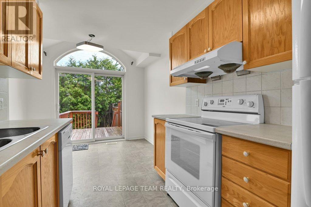 147 SORENTO STREET - 13