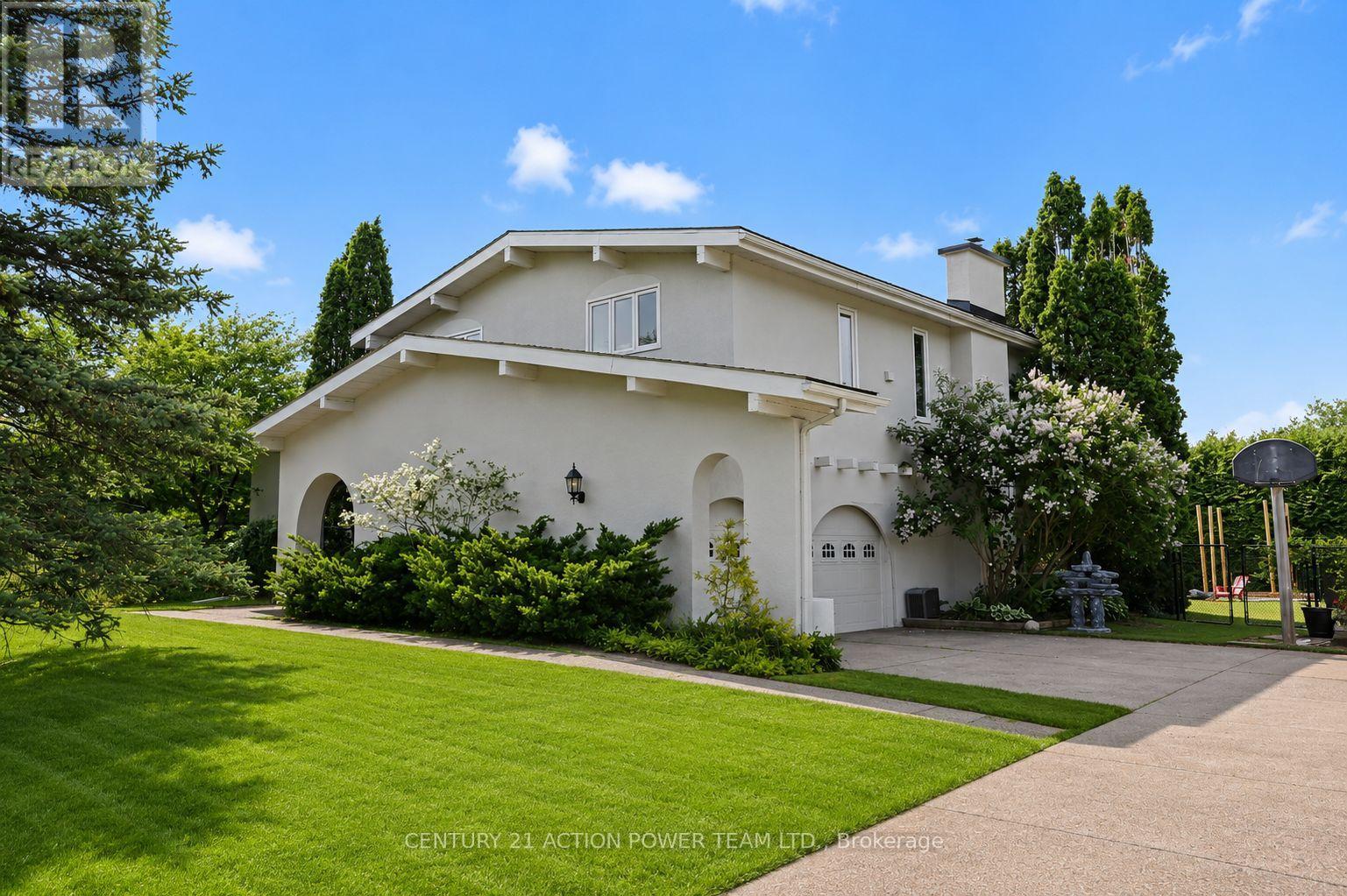 1558 BELLA VISTA DRIVE N - 3