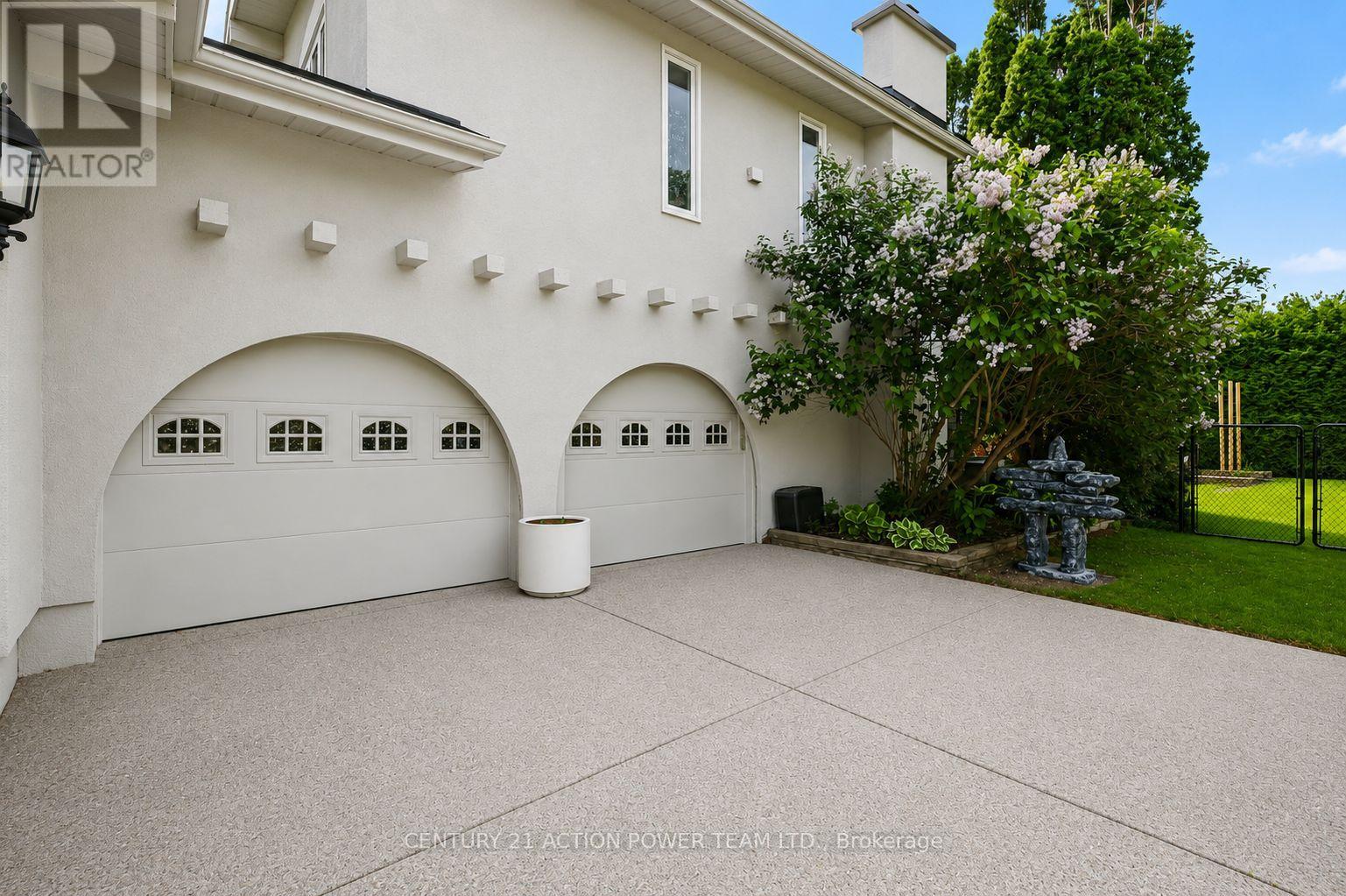 1558 BELLA VISTA DRIVE N - 4