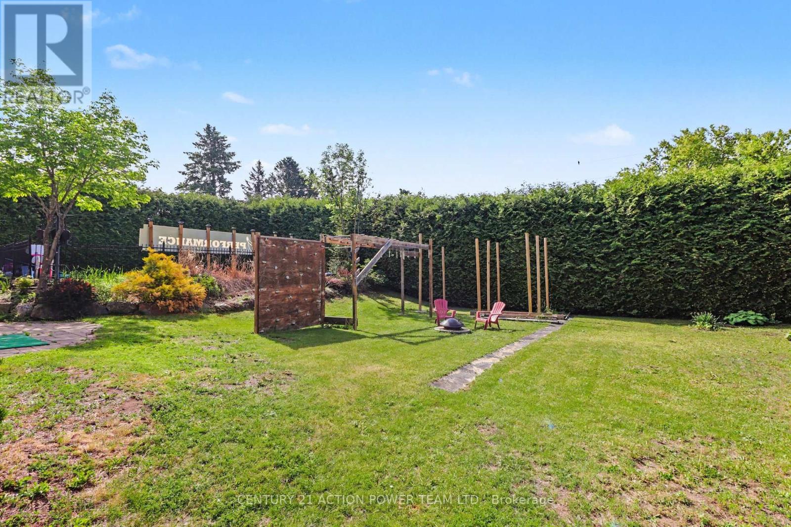 1558 BELLA VISTA DRIVE N - 41