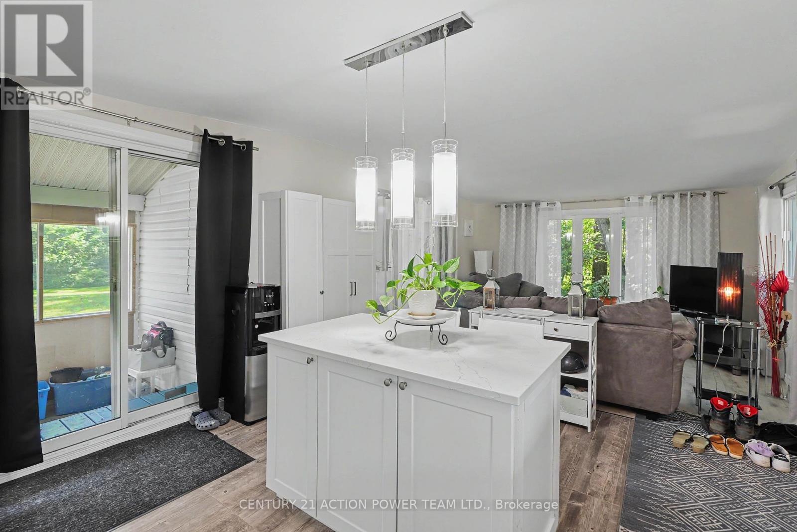 2 Bed, 1 Bath Apartment for Sale in Ottawa – 125 – 5620 ROCKDALE ROAD W, Ottawa – MLS# X13534160 - Image 10