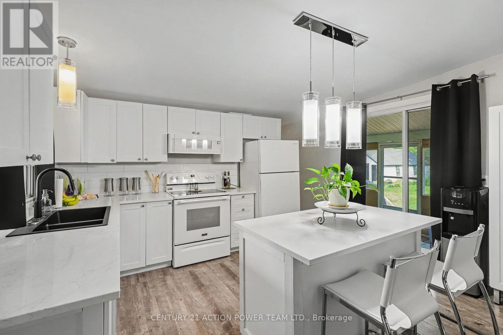 2 Bed, 1 Bath Apartment for Sale in Ottawa – 125 – 5620 ROCKDALE ROAD W, Ottawa – MLS# X13534160 - Image 8