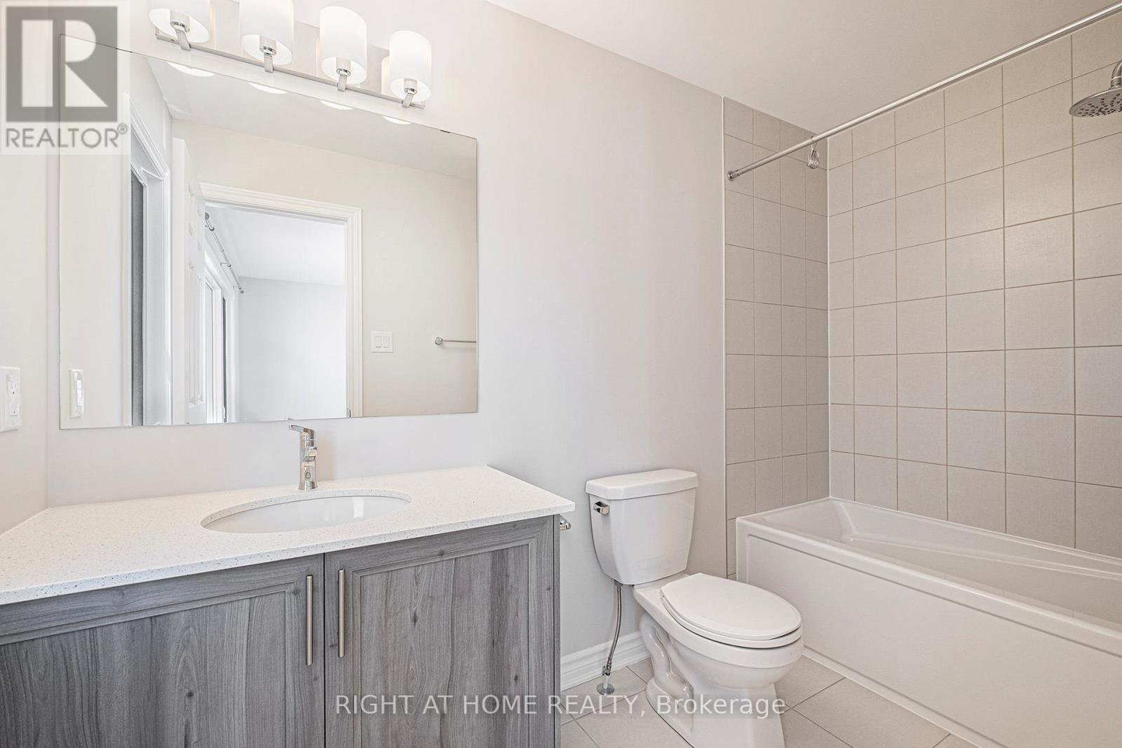 4 Bed, 3 Bath House for Rent in Ottawa – 332 PENINSULA ROAD, Ottawa – MLS# X13534176 - Image 7