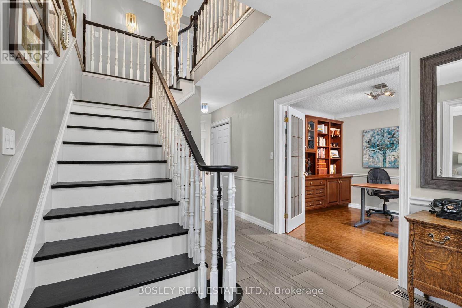 28 ARBOUR GLEN DRIVE - 17