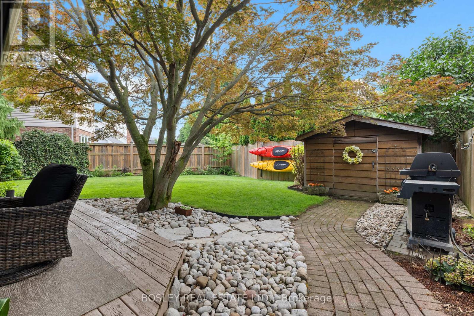 28 ARBOUR GLEN DRIVE - 31