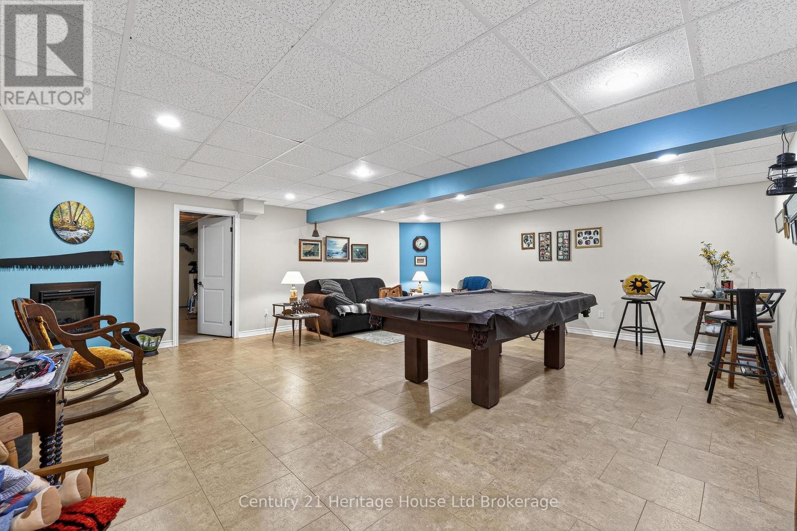 15 HAMPDEN STREET - Image 31